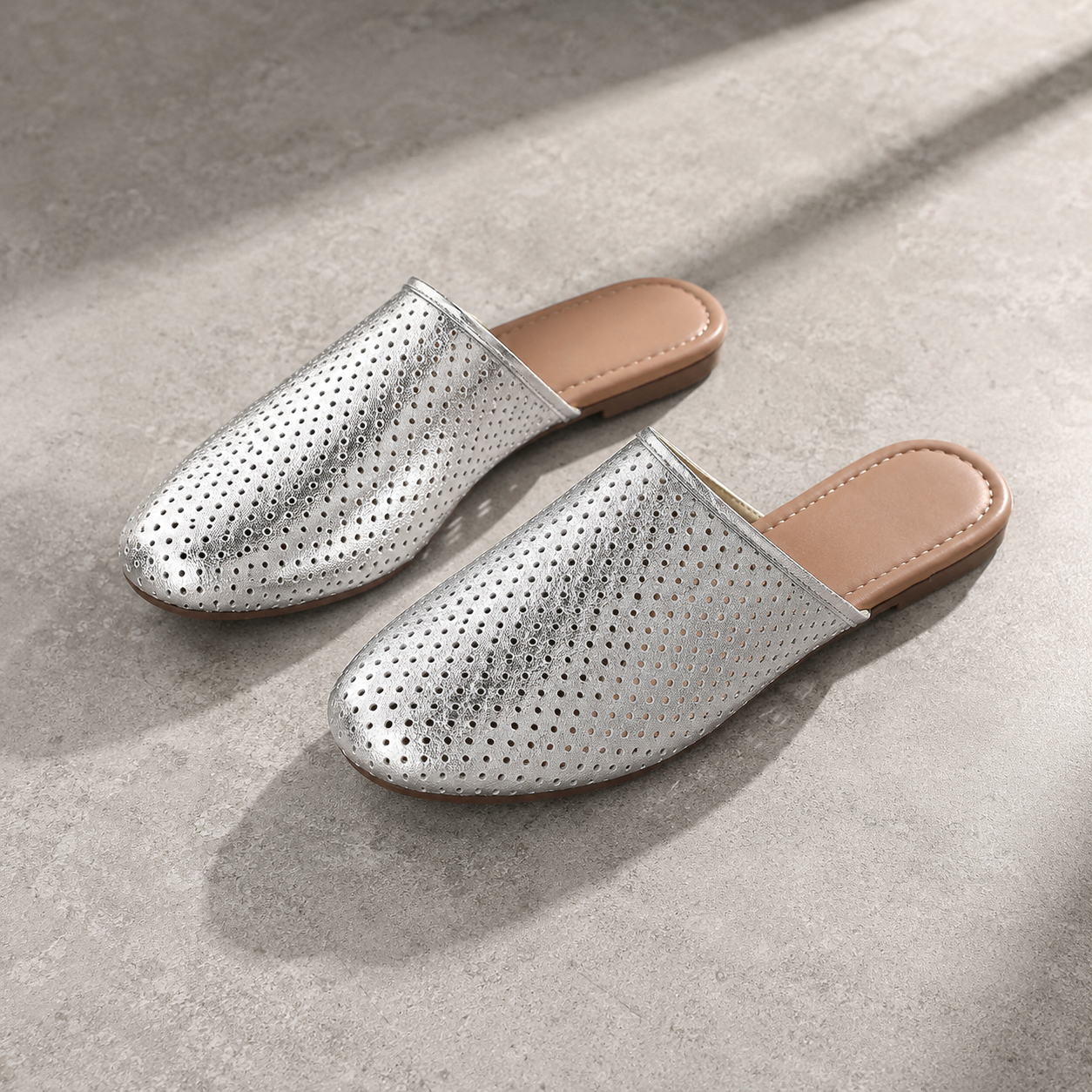 Goldie Perforated Flat Mule