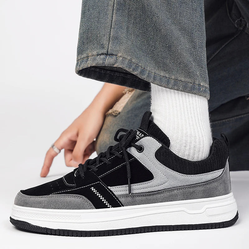 Marcus Low-Top Sneaker